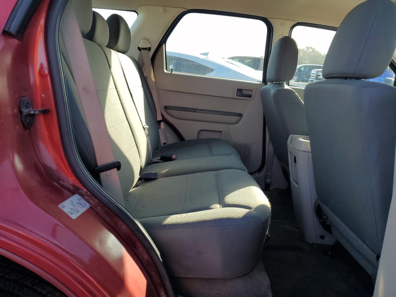 2011 Ford Escape Xls VIN: 1FMCU0C78BKC40233 Lot: 85673335