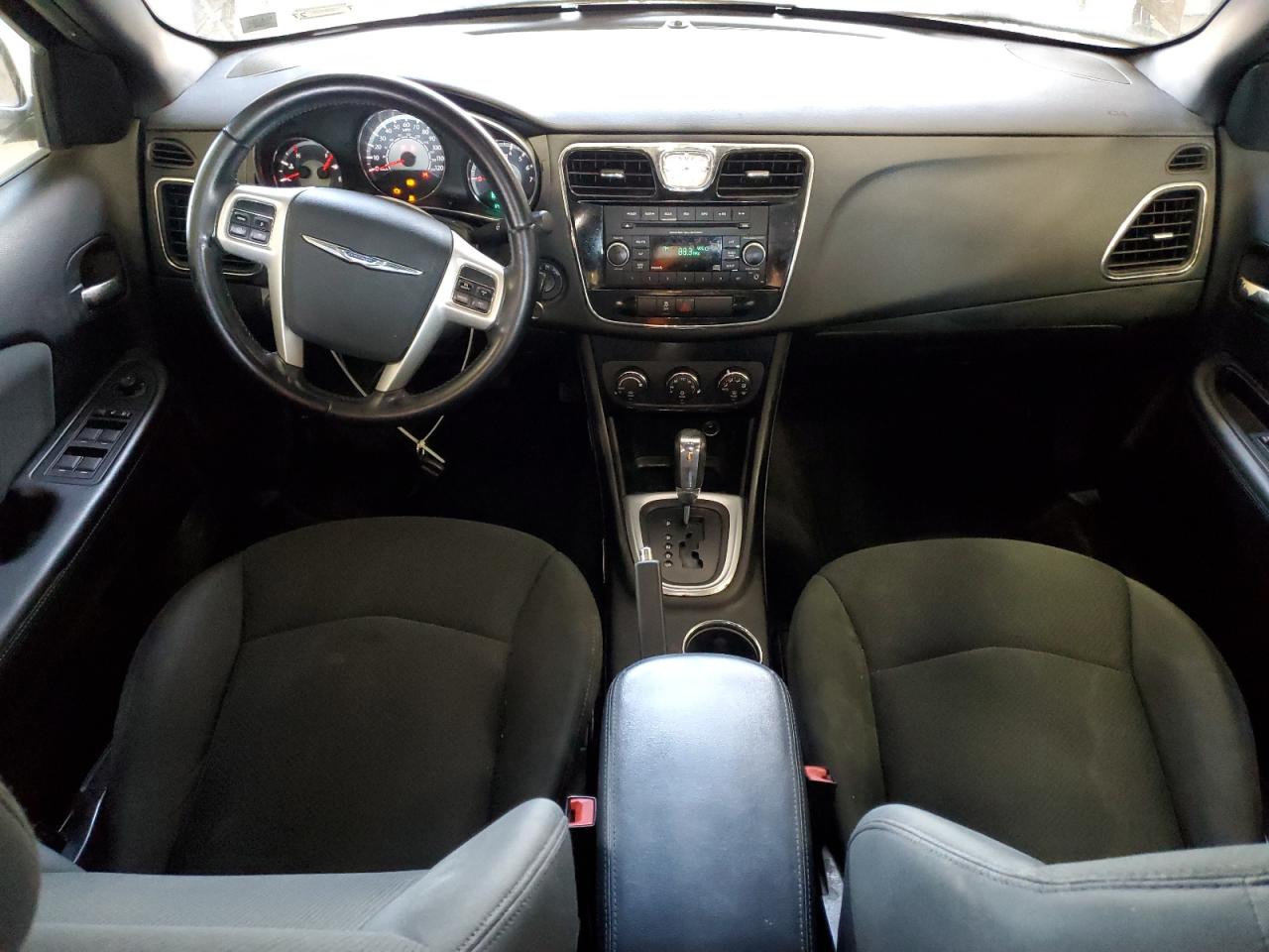 2012 Chrysler 200 Touring VIN: 1C3CCBBB4CN172977 Lot: 84392015