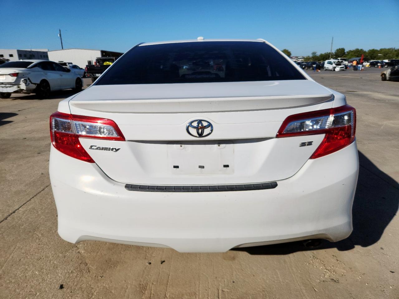 2014 Toyota Camry L VIN: 4T1BF1FK1EU349928 Lot: 90343535