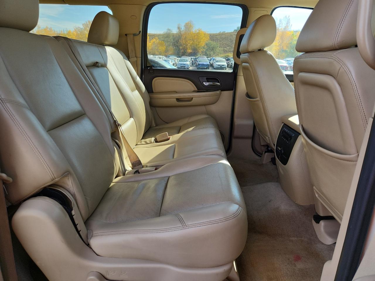 2013 GMC Yukon Xl Denali VIN: 1GKS2MEF9DR360882 Lot: 87124145