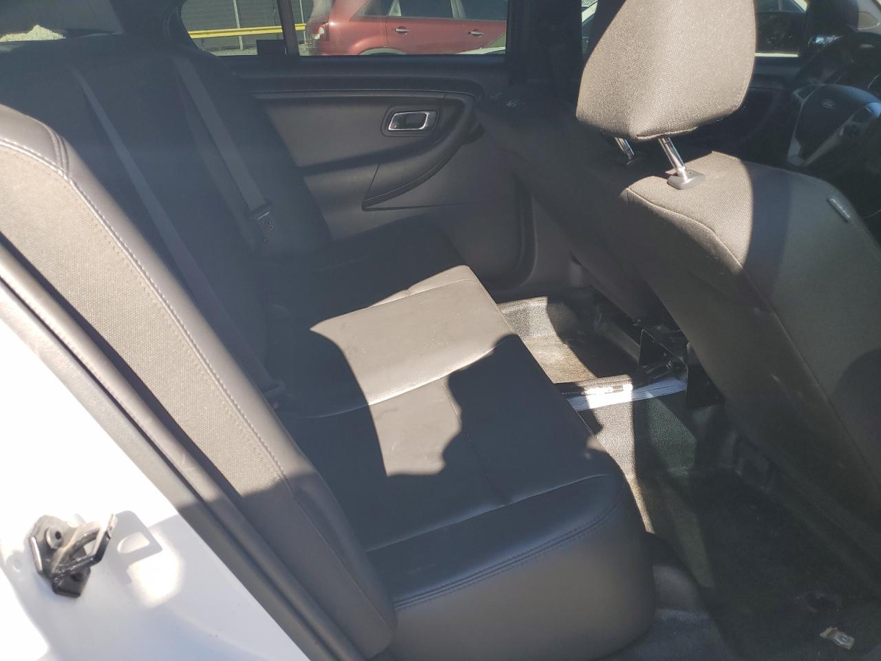 2015 Ford Taurus Police Interceptor VIN: 1FAHP2L84FG182206 Lot: 84623085