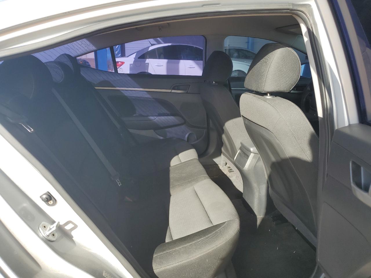 2018 Hyundai Elantra Sel VIN: KMHD84LF8JU612731 Lot: 82532575
