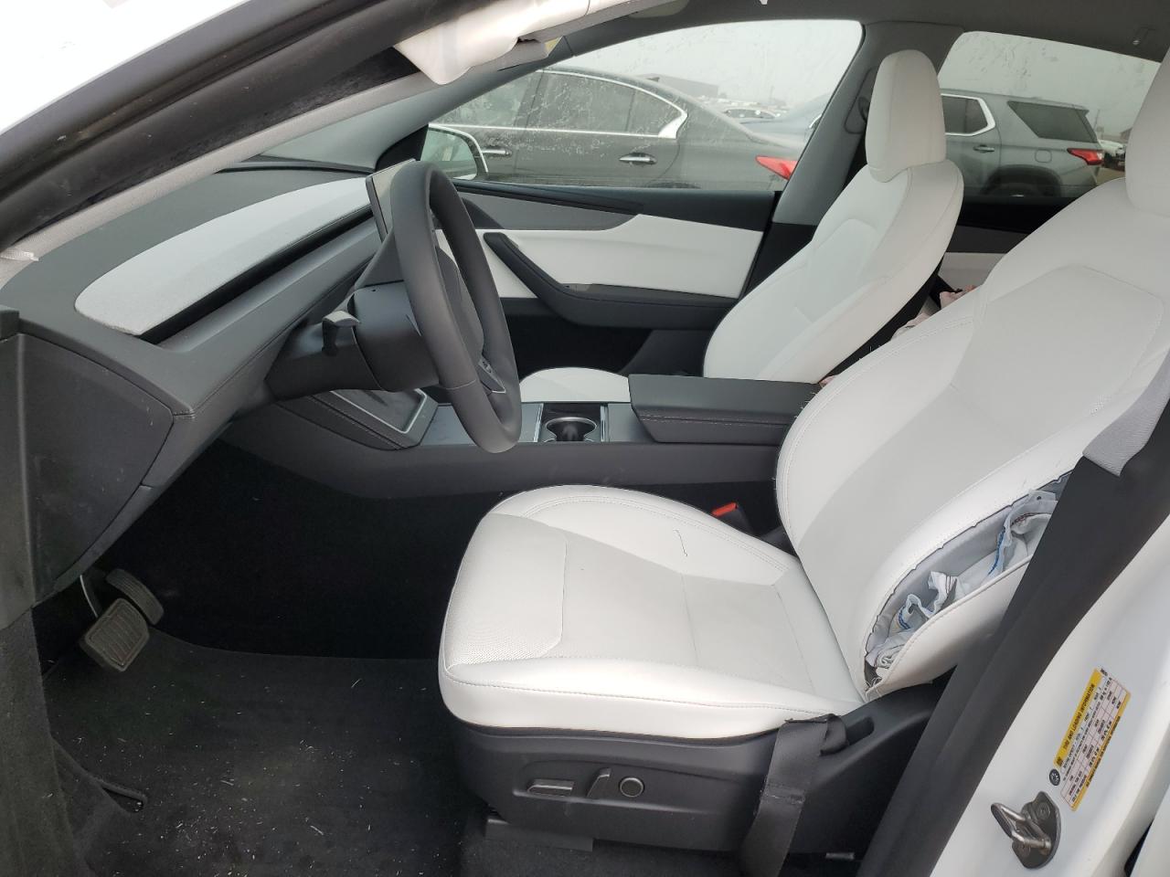 2026 Tesla Model Y VIN: 7SAYGDEEXTF340761 Lot: 89853635