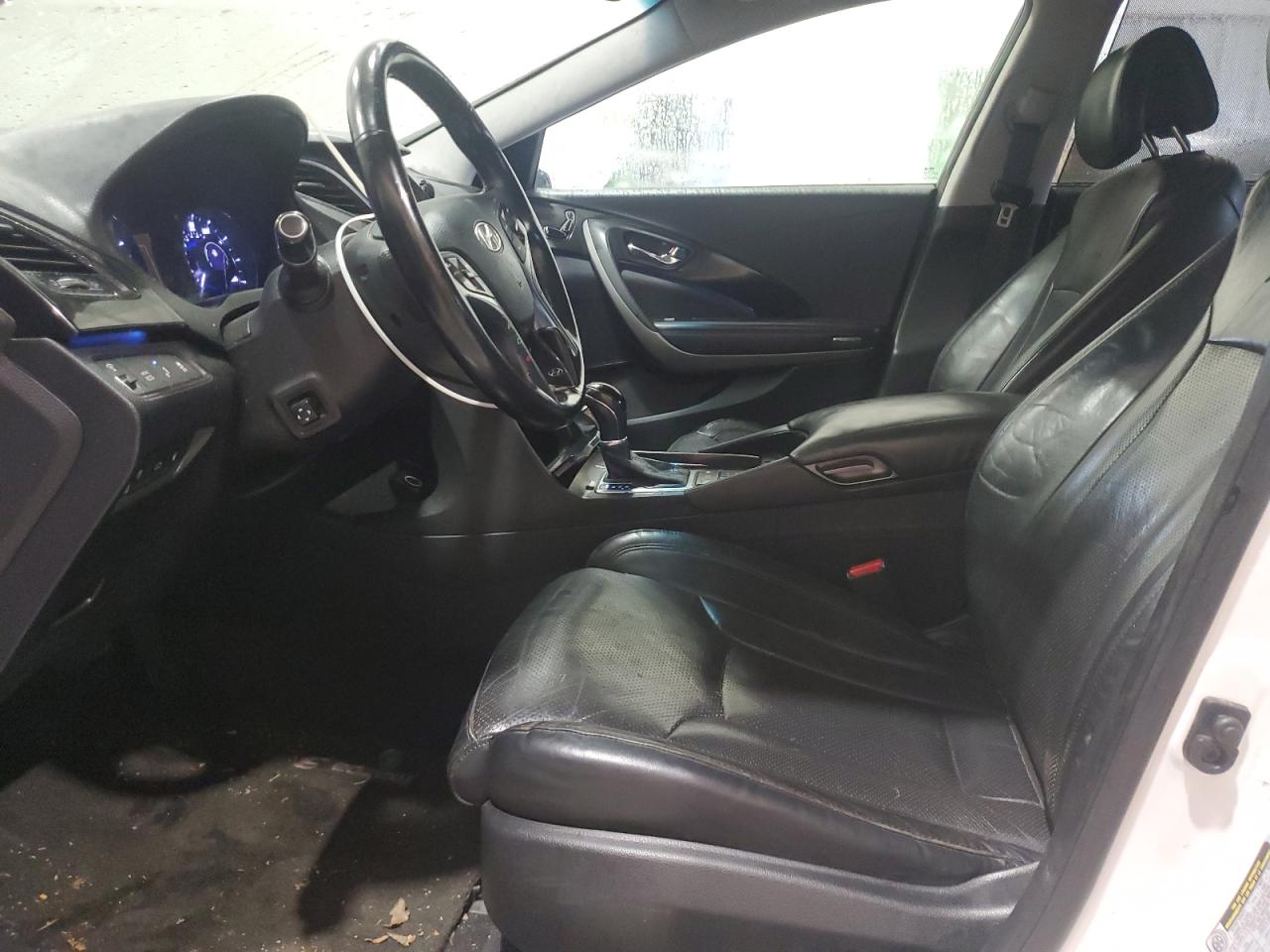 2016 Hyundai Azera Limited VIN: KMHFH4JG2GA529651 Lot: 84796055