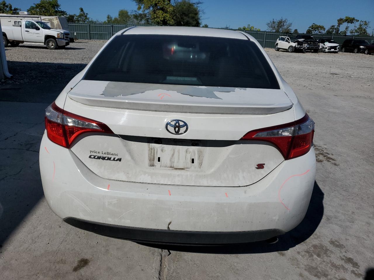 2016 Toyota Corolla L VIN: 5YFBURHE2GP406380 Lot: 82325735