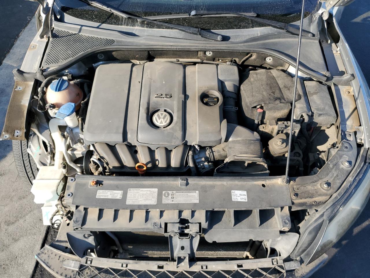 2013 Volkswagen Passat S VIN: 1VWAP7A30DC051257 Lot: 82715485