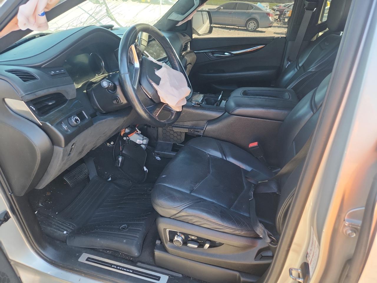 2017 Cadillac Escalade Platinum VIN: 1GYS3DKJ6HR335746 Lot: 87078475