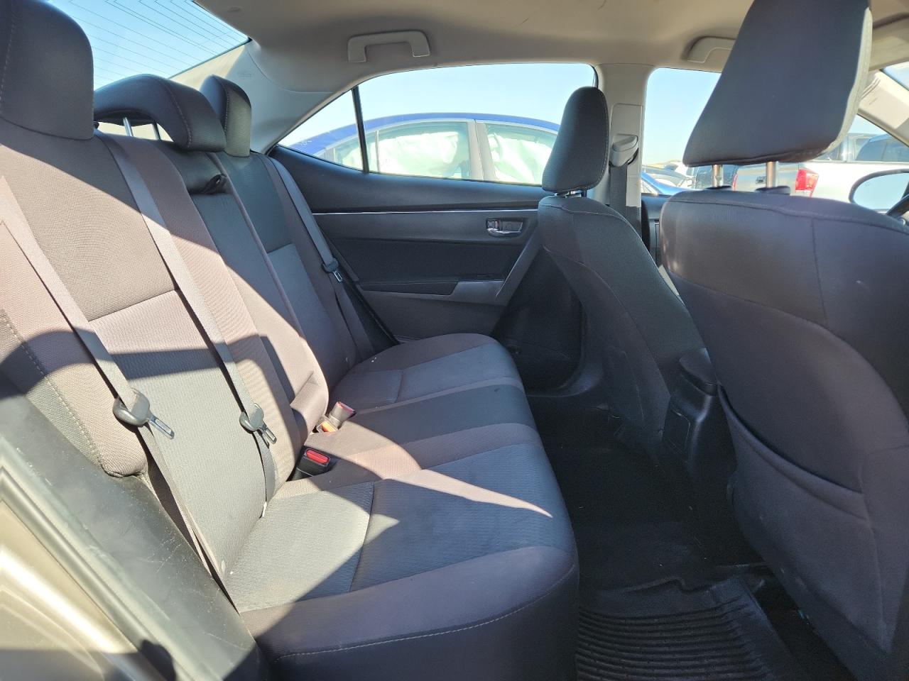 2017 Toyota Corolla L VIN: 2T1BURHE5HC797400 Lot: 81884735