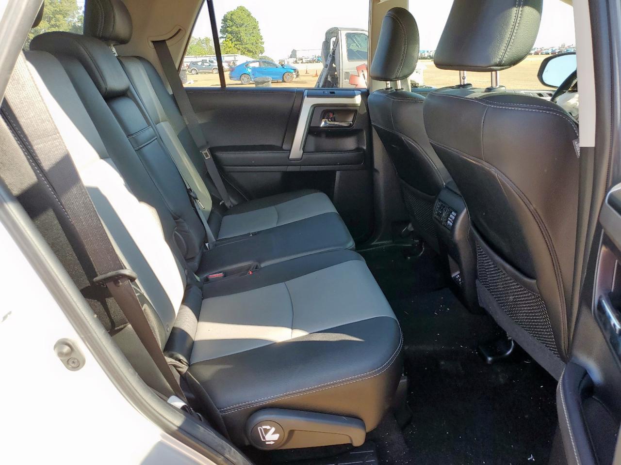 2022 Toyota 4Runner Sr5 VIN: JTEFU5JR5N5277466 Lot: 85115385