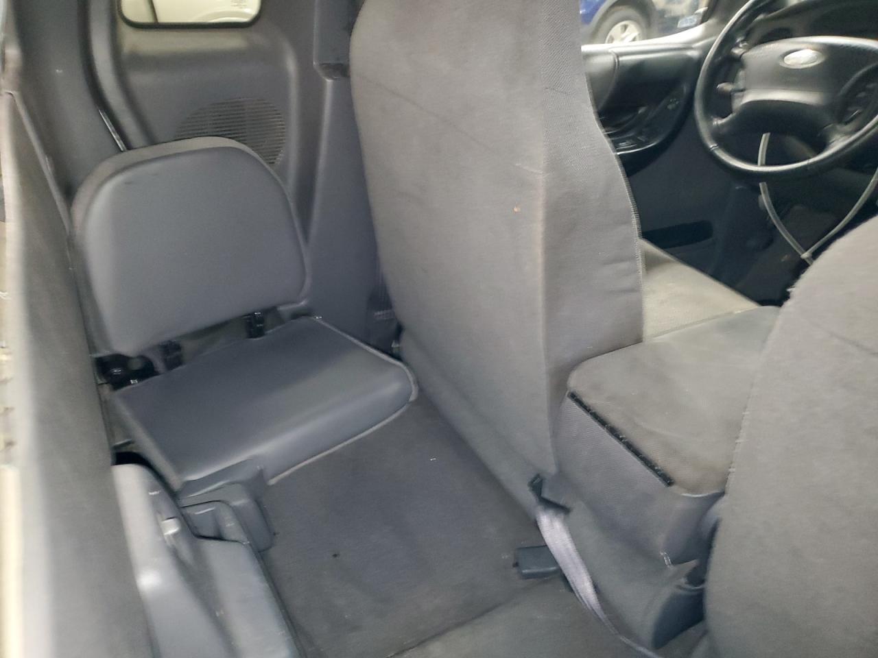 2002 Ford Ranger Super Cab VIN: 1FTZR45E42PA18763 Lot: 90391895