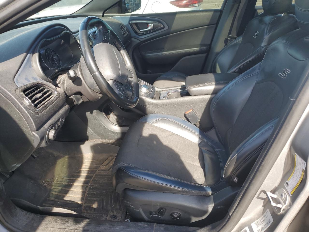 2016 Chrysler 200 S VIN: 1C3CCCDG0GN158384 Lot: 84889545