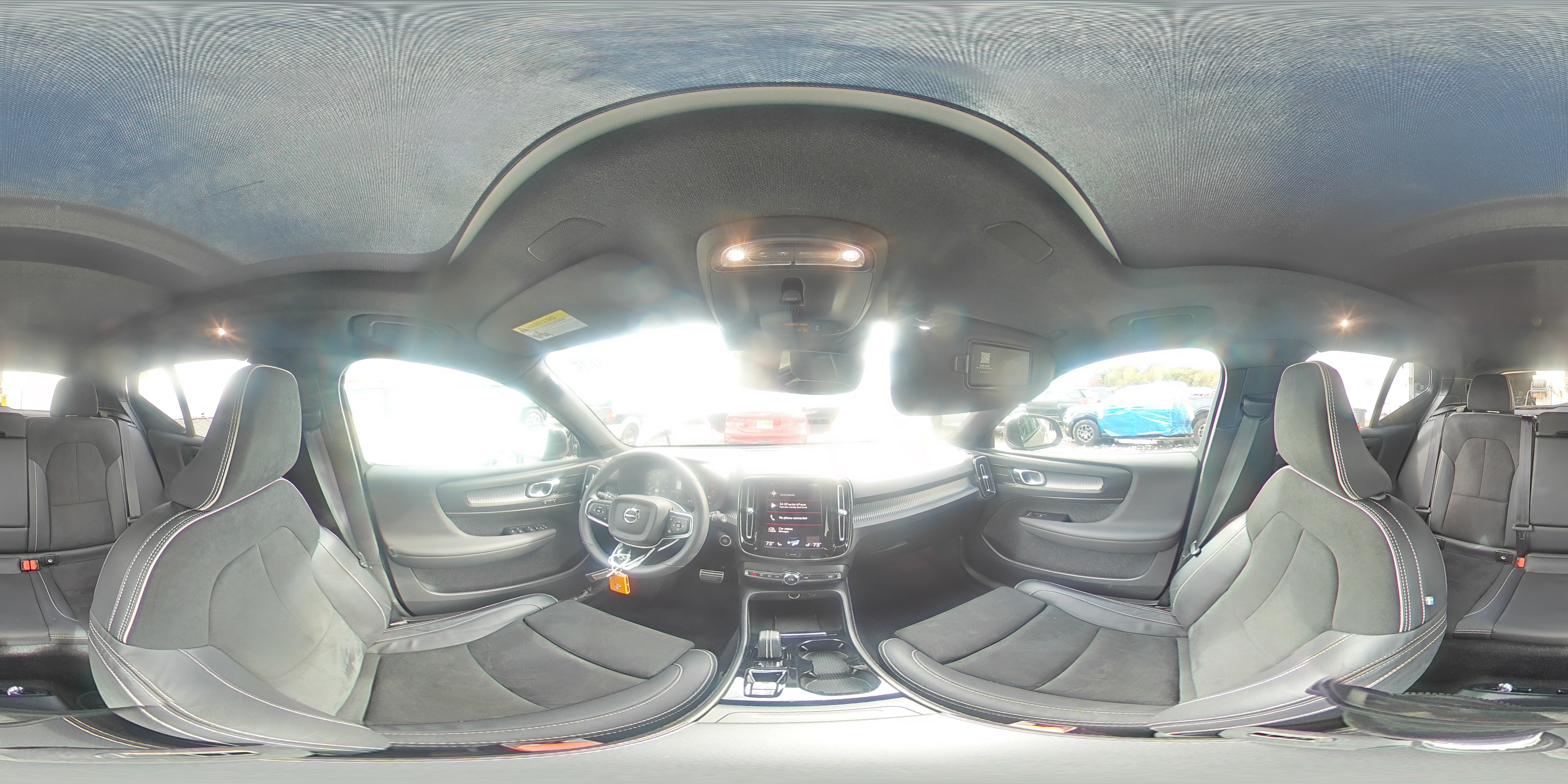 2022 Volvo Xc40 T5 R-Design VIN: YV4162UMXN2714870 Lot: 86612905