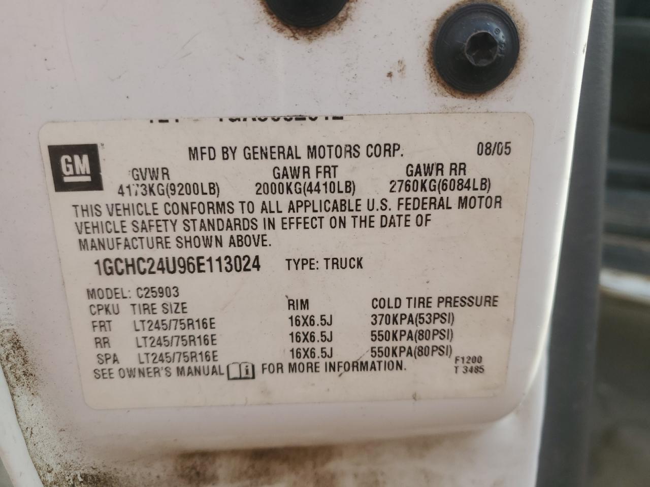 2006 Chevrolet Silverado C2500 Heavy Duty VIN: 1GCHC24U96E113024 Lot: 82548415