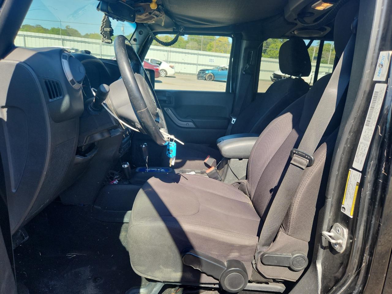 2014 Jeep Wrangler Unlimited Sport VIN: 1C4BJWDGXEL218839 Lot: 86136835