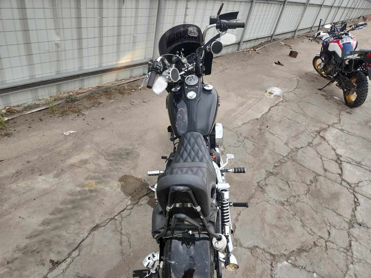 2017 Harley-Davidson Fxdb Dyna Street Bob VIN: 1HD1GXM17HC320422 Lot: 86294865