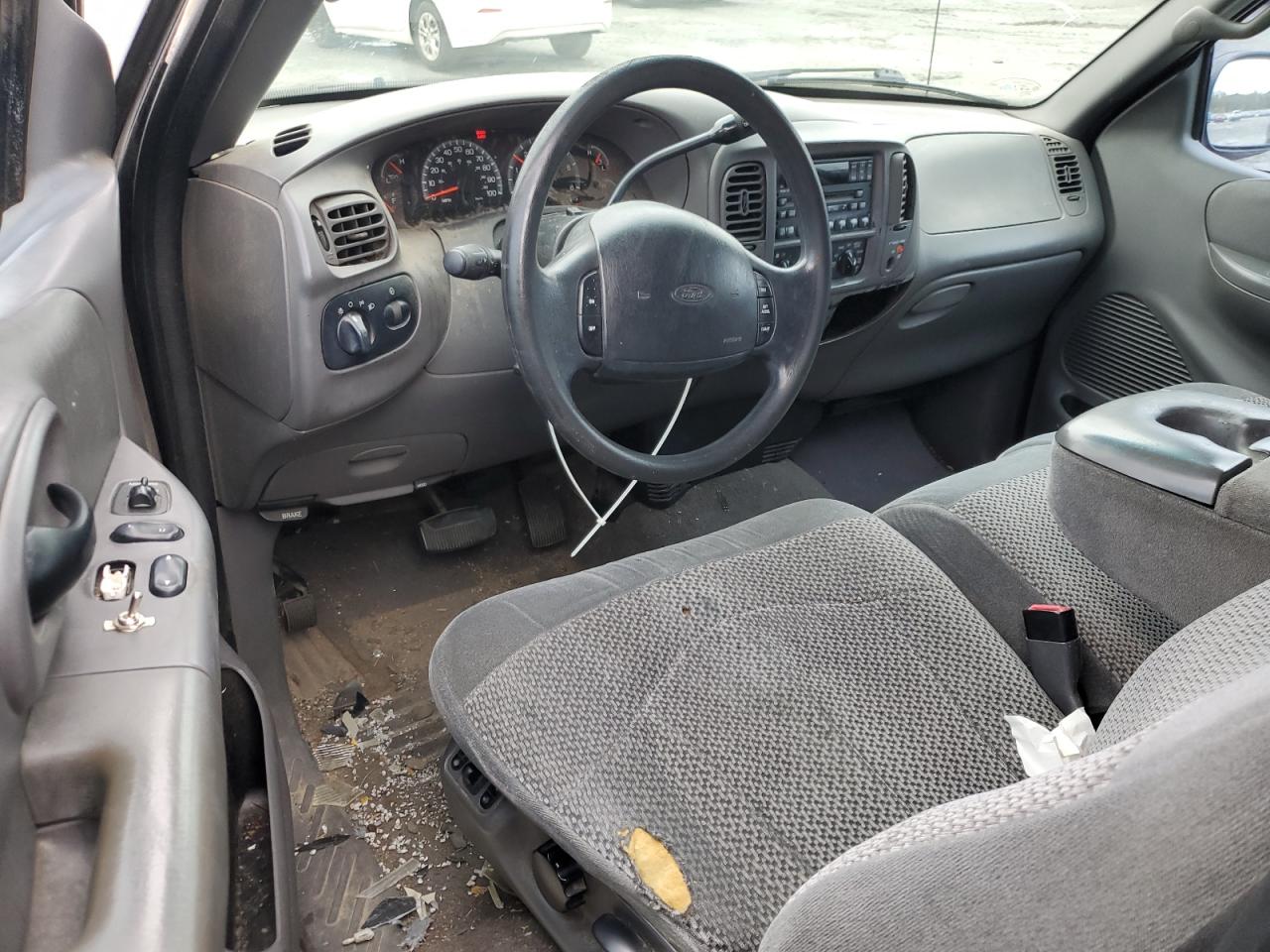 2000 Ford F150 VIN: 1FTRX17W5YNA38566 Lot: 89711855