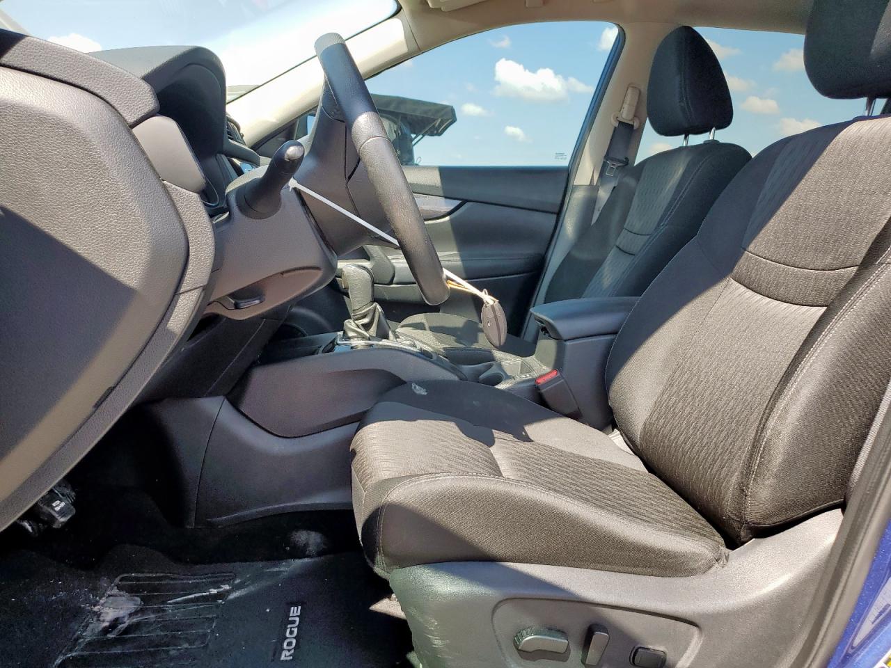 2018 Nissan Rogue S VIN: KNMAT2MT1JP554099 Lot: 82354225