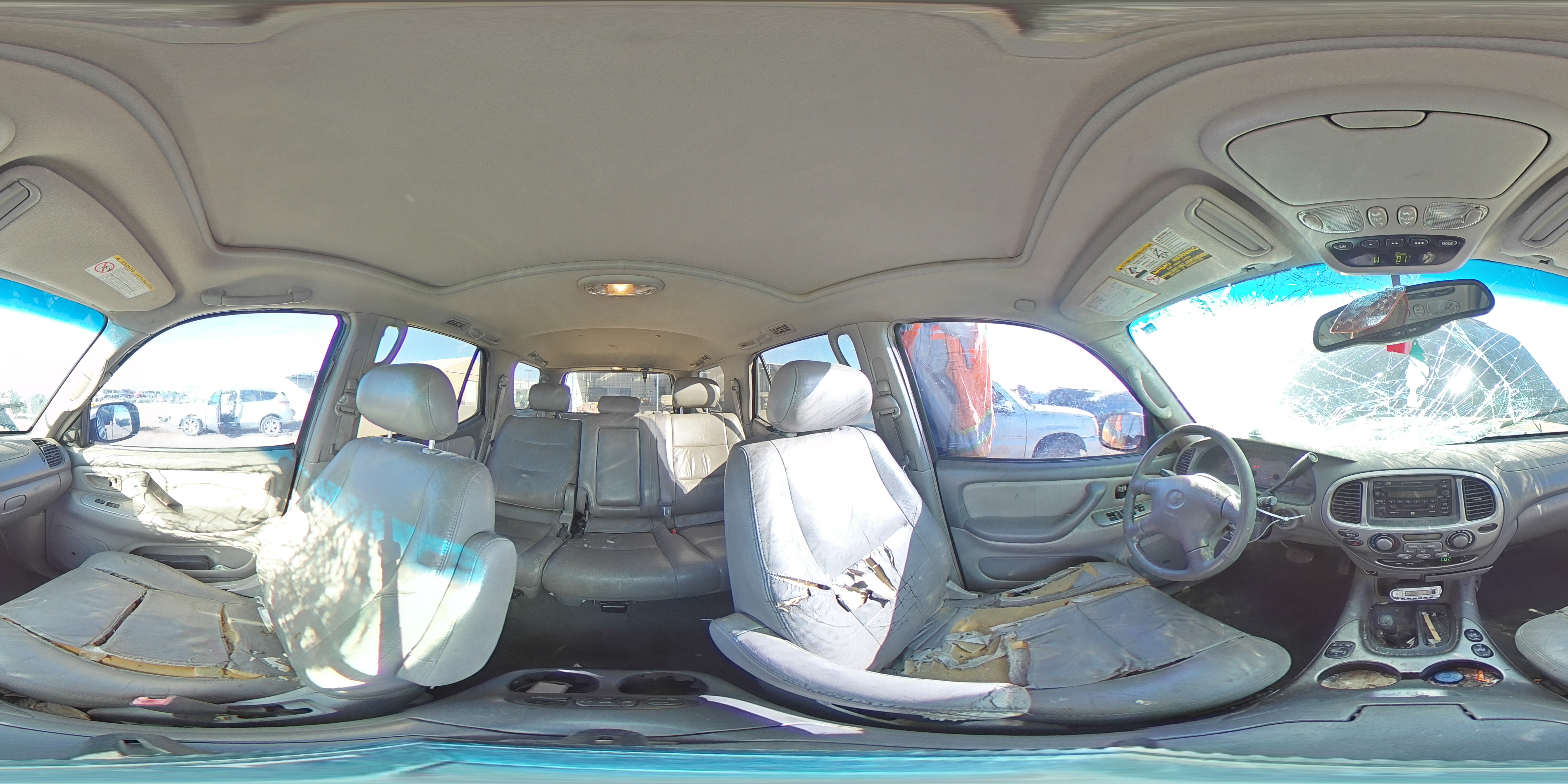 2002 Toyota Sequoia Limited VIN: 5TDBT48A92S089703 Lot: 82594645