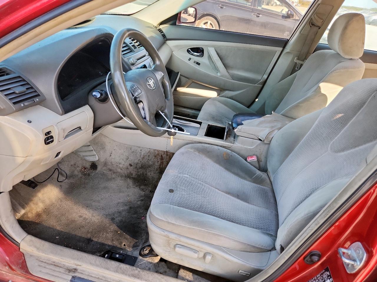 2010 Toyota Camry Base VIN: 4T1BF3EK7AU056784 Lot: 85741255