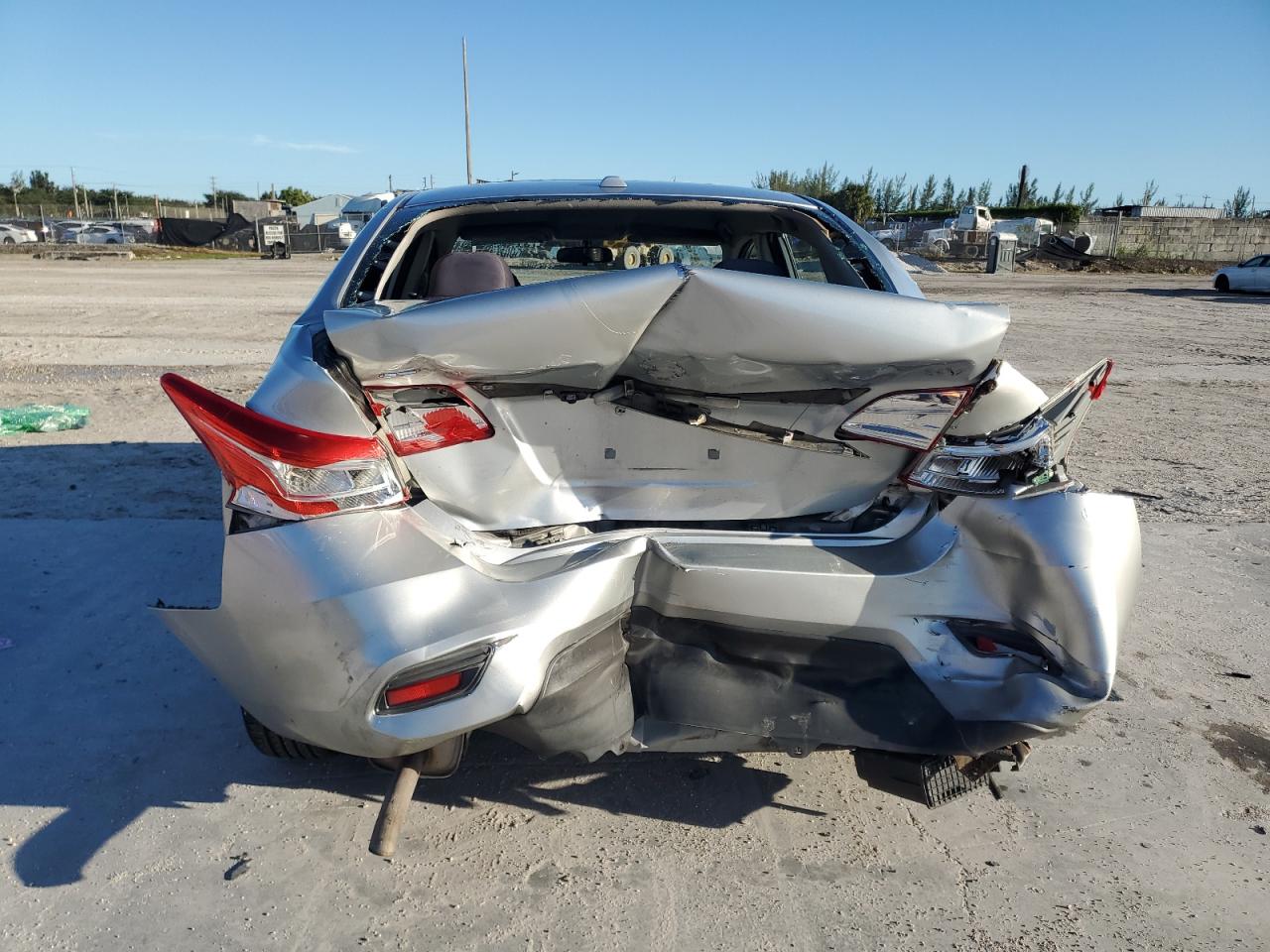 2017 Nissan Sentra S VIN: 3N1AB7AP7HY325574 Lot: 82376155