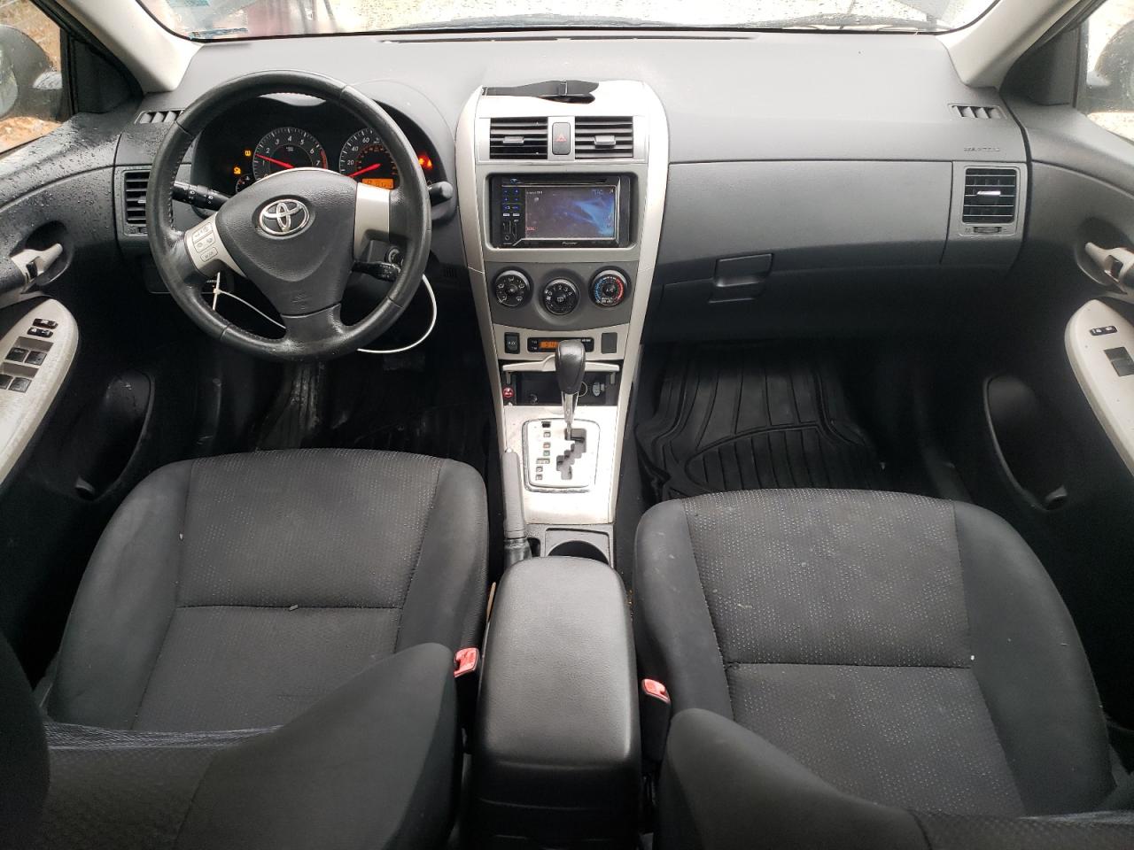 2010 Toyota Corolla Base VIN: 1NXBU4EE5AZ360864 Lot: 85682155