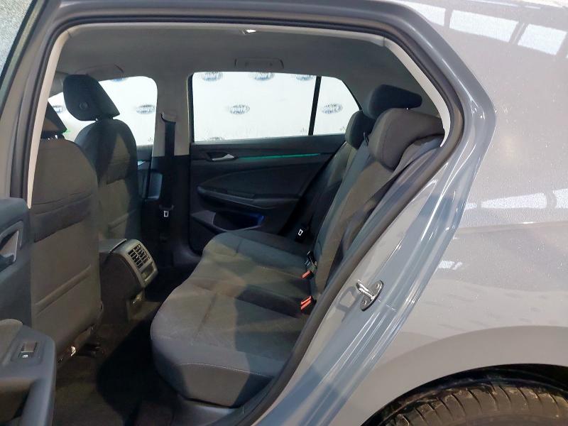 2022 VOLKSWAGEN GOLF LIFE TSI 