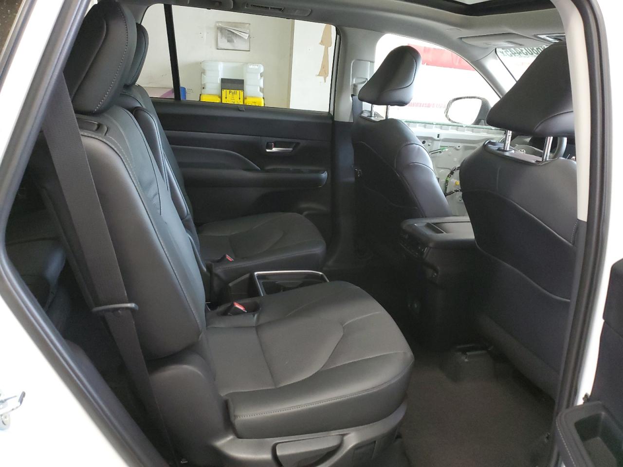 2026 Toyota Grand Highlander Le VIN: 5TDAAAB53TS105309 Lot: 86803445