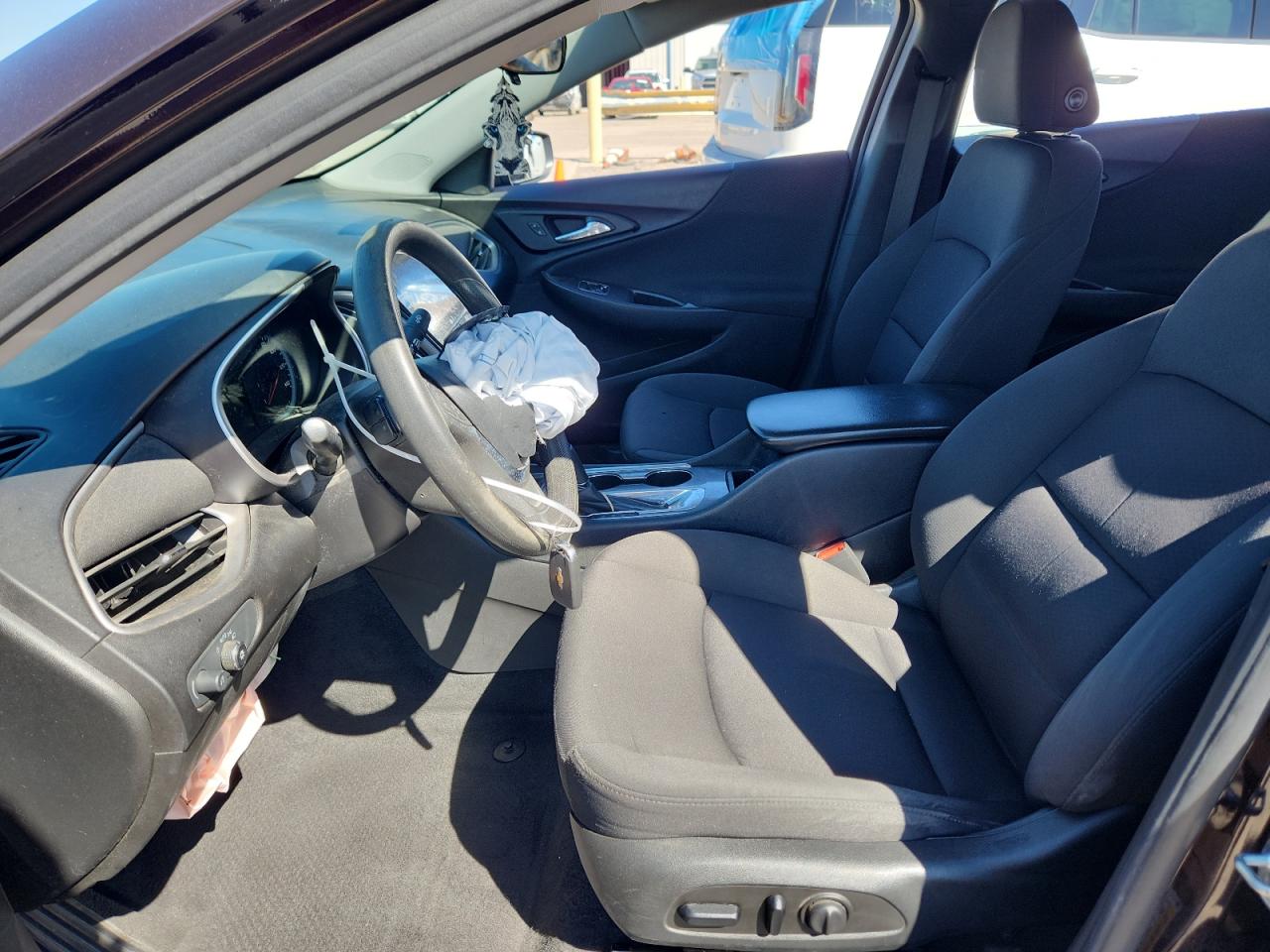 2020 Chevrolet Malibu Ls VIN: 1G1ZC5ST1LF109676 Lot: 84834055