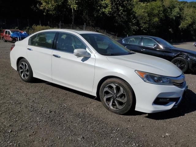  HONDA ACCORD 2016 Белы