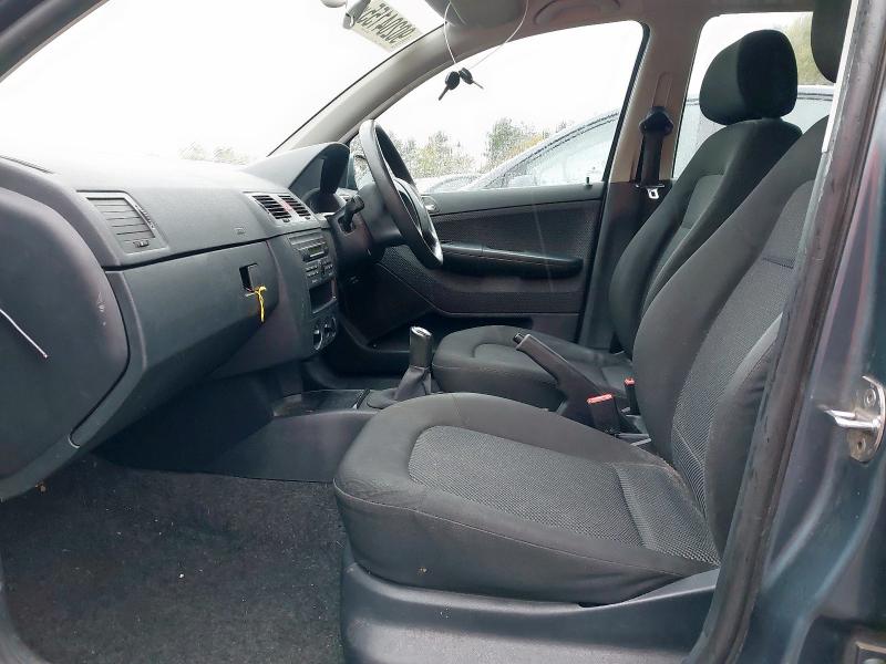 2004 SKODA FABIA 1.2 12V AMBIENTE 5DR 64HP