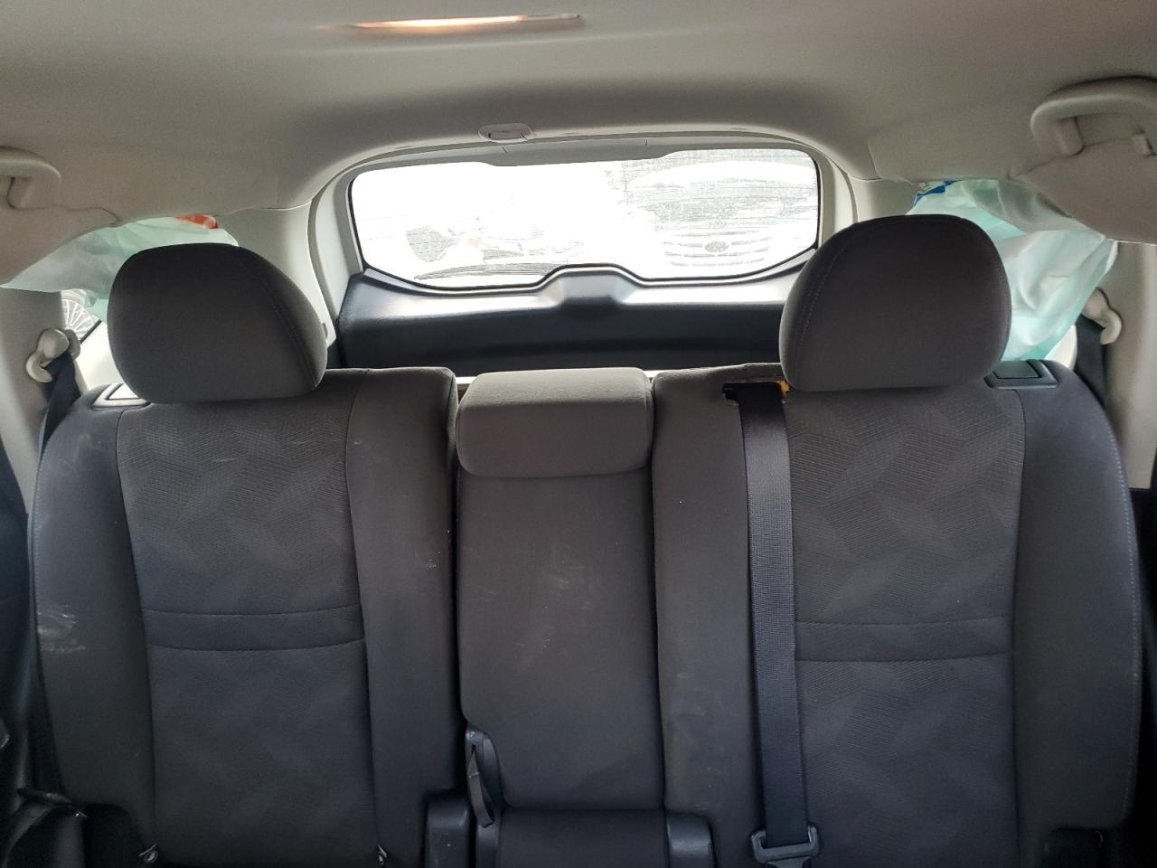 2016 Nissan Rogue S VIN: KNMAT2MV6GP694594 Lot: 84482005