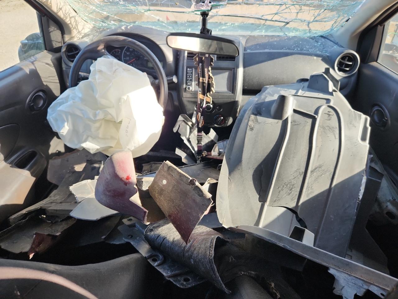 2019 Nissan Versa S VIN: 3N1CN7AP7KL829661 Lot: 82282595