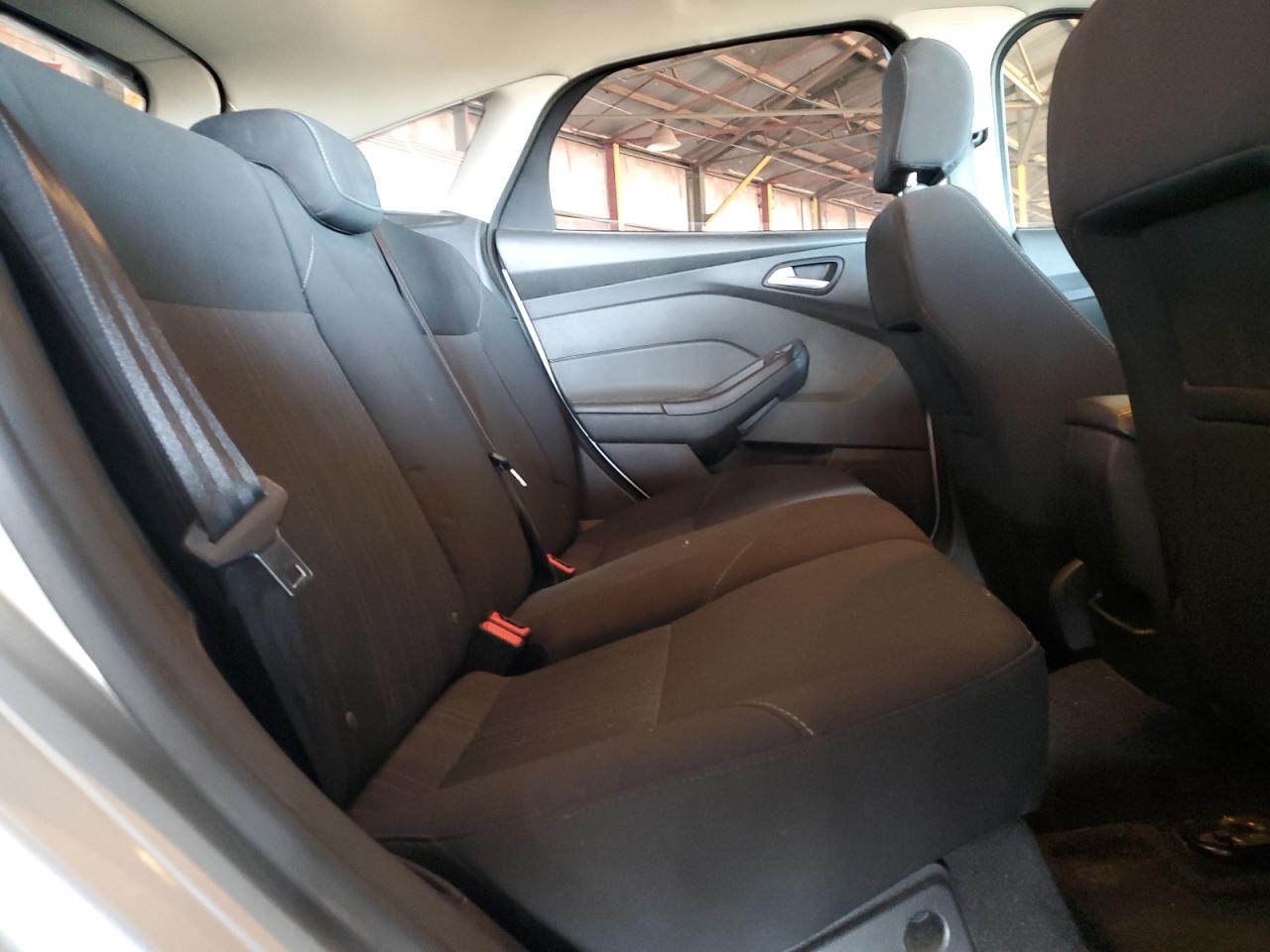 2016 Ford Focus Se VIN: 1FADP3K25GL362708 Lot: 87408275