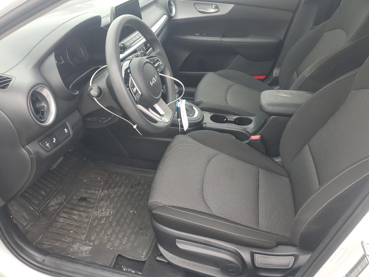 2024 Kia Forte Lx VIN: 3KPF24AD2RE702547 Lot: 82651115