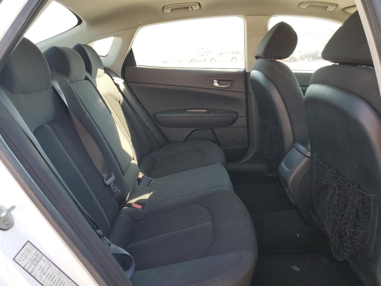 2019 Kia Optima Lx VIN: 5XXGT4L35KG301058 Lot: 82430255