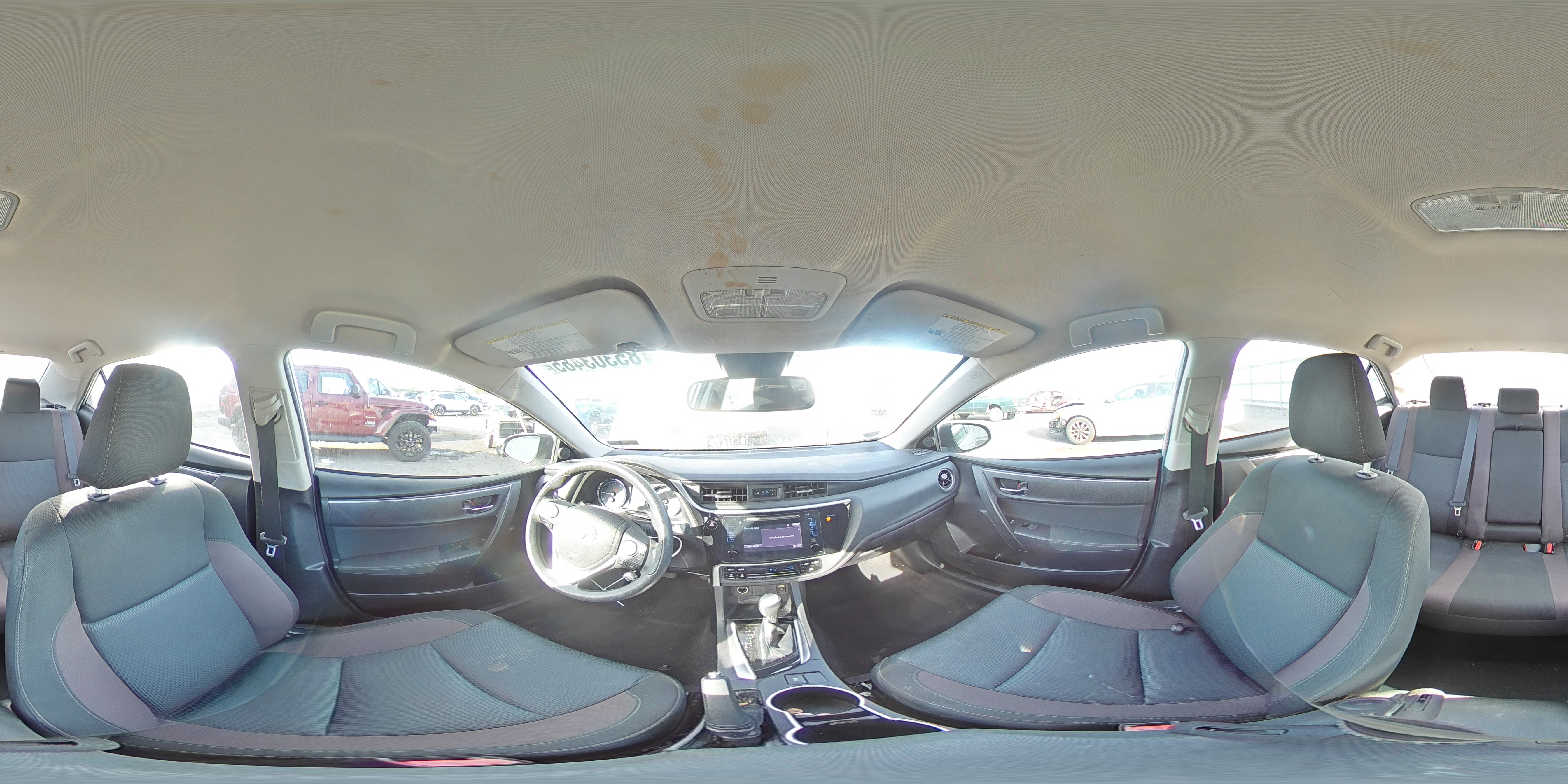 2018 Toyota Corolla L VIN: 2T1BURHE4JC033656 Lot: 85303465