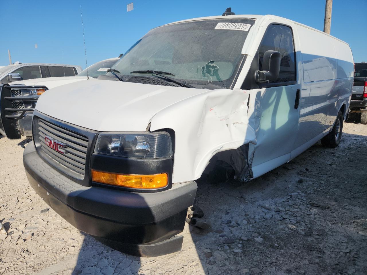 2023 GMC Savana G2500