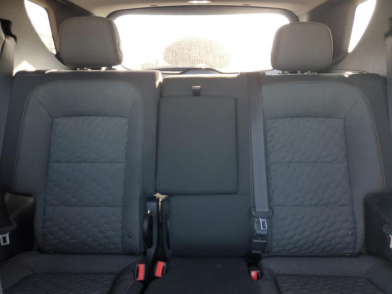 2018 Chevrolet Equinox Lt VIN: 2GNAXJEV0J6115062 Lot: 82331295