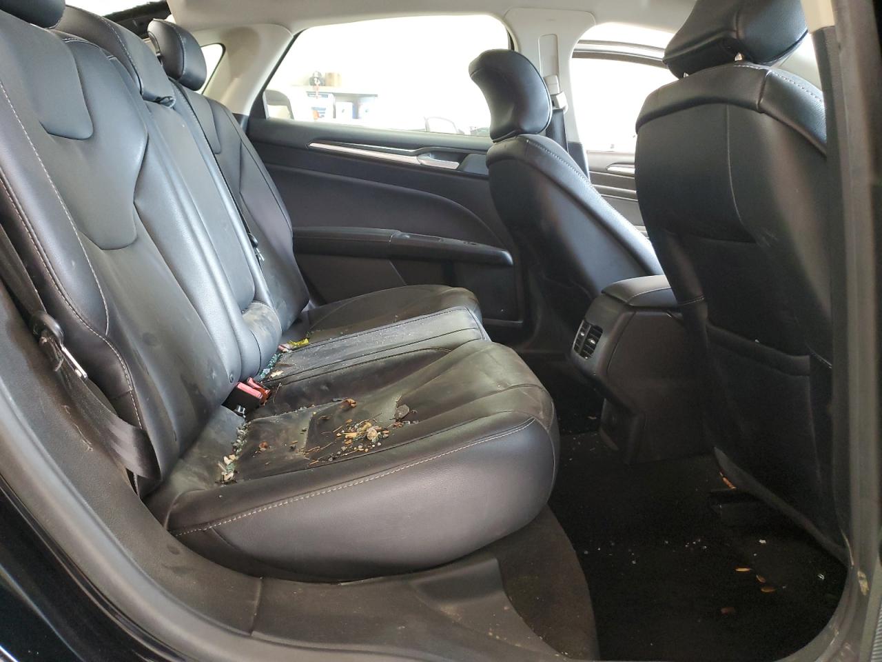 2018 Ford Fusion Titanium/Platinum VIN: 3FA6P0D96JR124134 Lot: 91062205