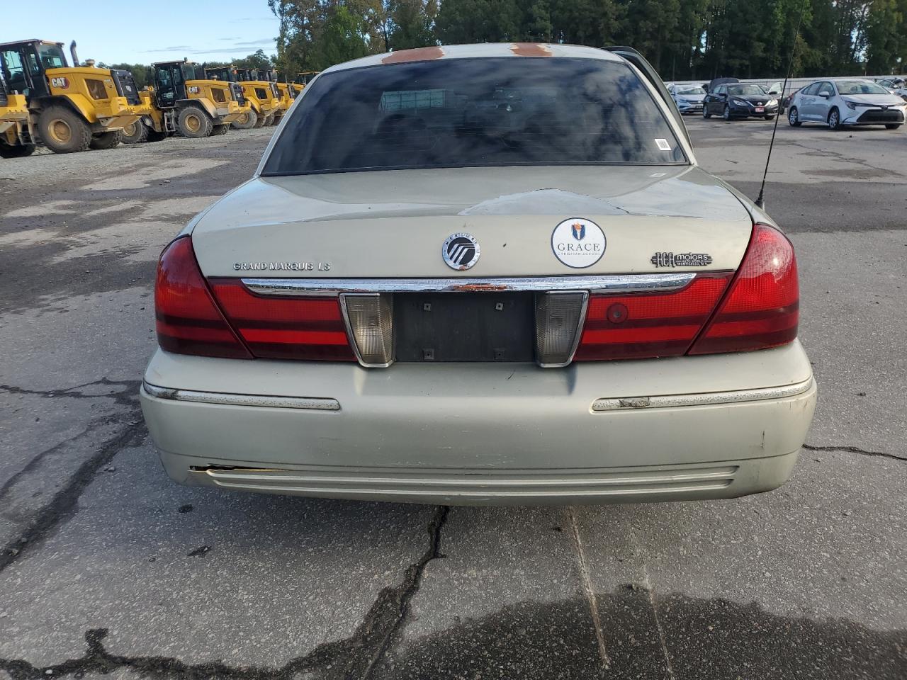 2005 Mercury Grand Marquis Ls VIN: 2MEFM75W35X632518 Lot: 82472815