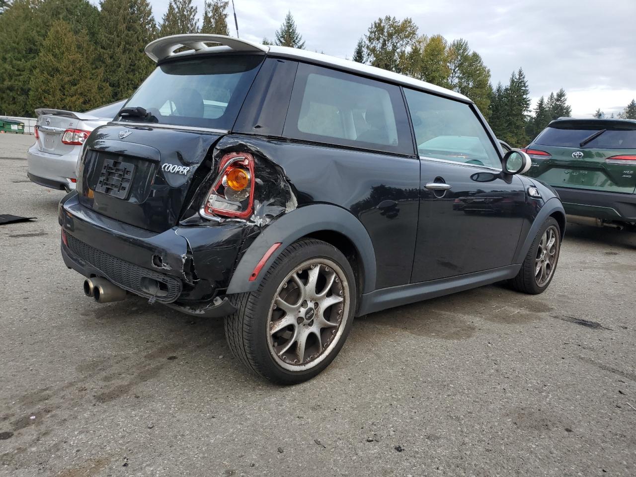 2010 Mini Cooper S black null gas WMWMF7C53ATZ69109 photo #4