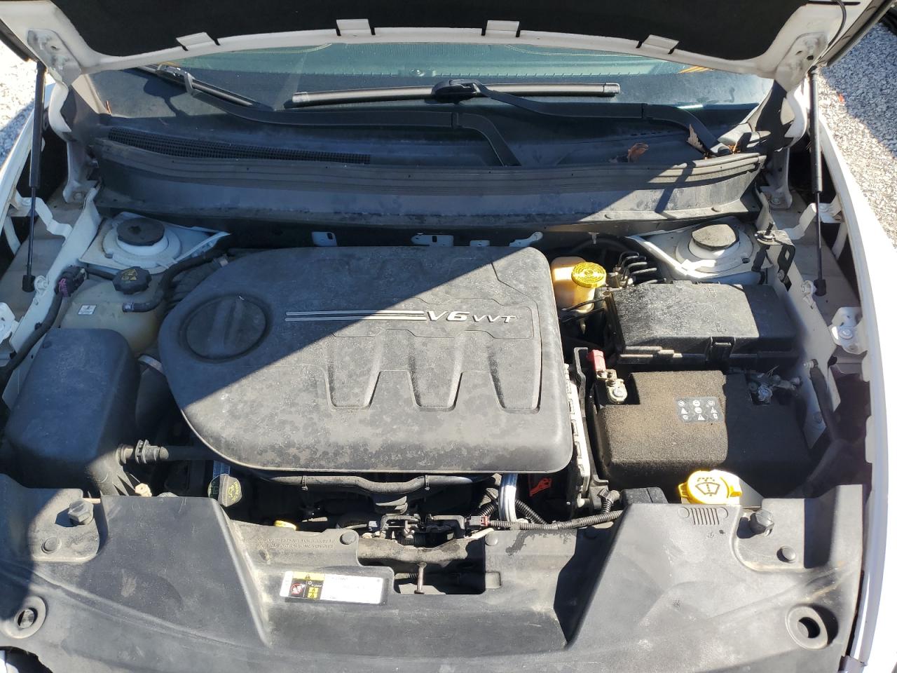 2016 Jeep Cherokee Latitude VIN: 1C4PJMCS2GW252887 Lot: 85846595