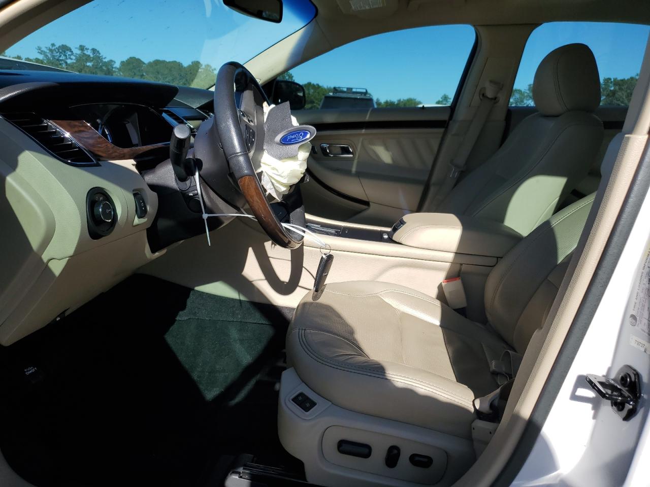 2016 Ford Taurus Limited VIN: 1FAHP2F88GG109806 Lot: 82650655