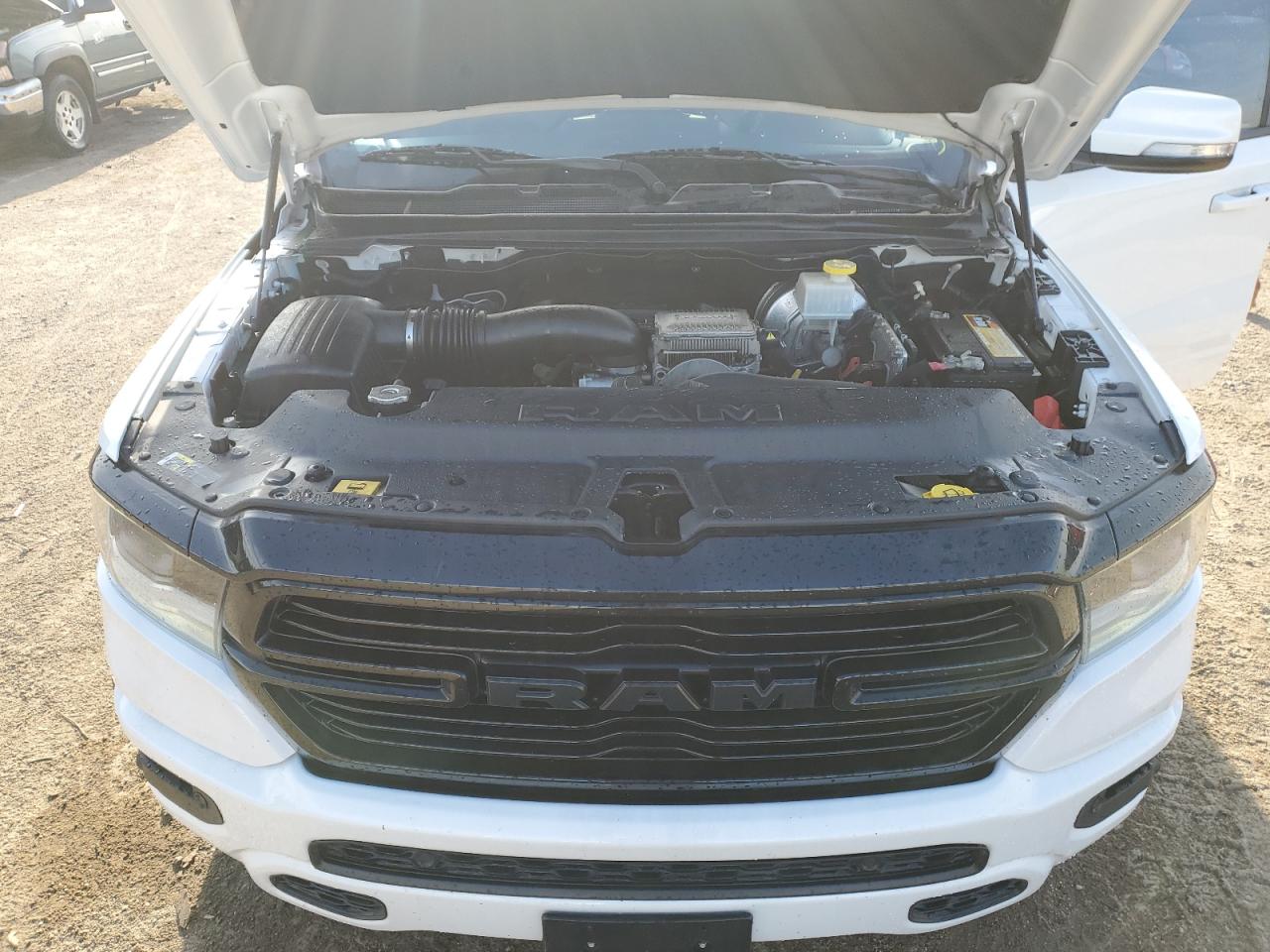 2020 Ram 1500 Laramie VIN: 1C6SRFJT9LN231195 Lot: 84385735