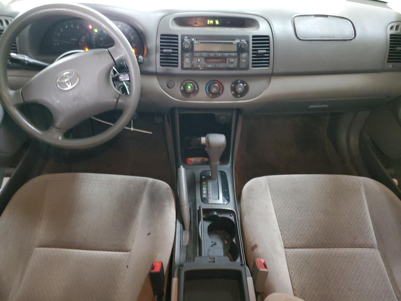 2003 Toyota Camry Le VIN: 4T1BE32K83U156144 Lot: 84994655