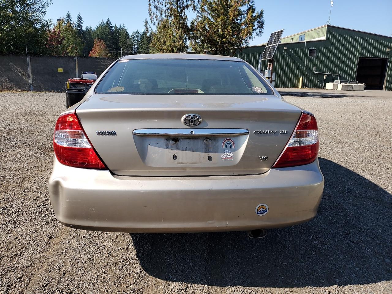2004 Toyota Camry Le VIN: JTDBF30KX40153887 Lot: 82175725