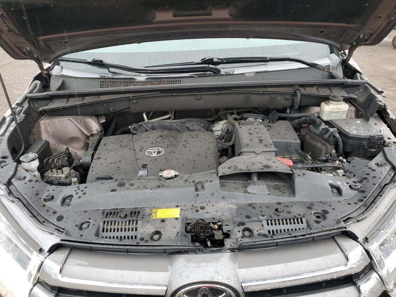 2018 Toyota Highlander Limited VIN: 5TDYZRFH7JS249565 Lot: 89820915