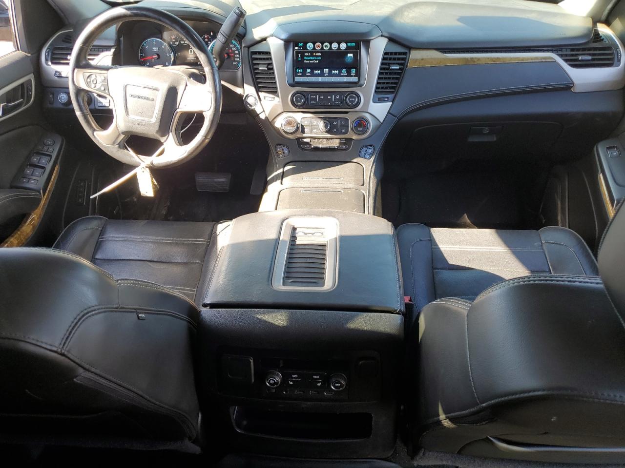 2017 GMC Yukon Xl Denali VIN: 1GKS2HKJ6HR153761 Lot: 90935555