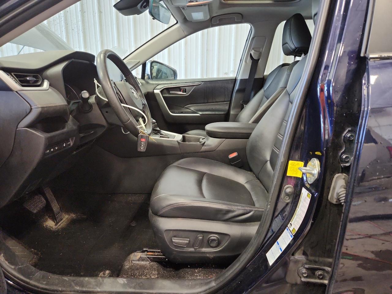 2020 Toyota Rav4 Xle Premium VIN: 2T3A1RFV5LC124789 Lot: 82317955