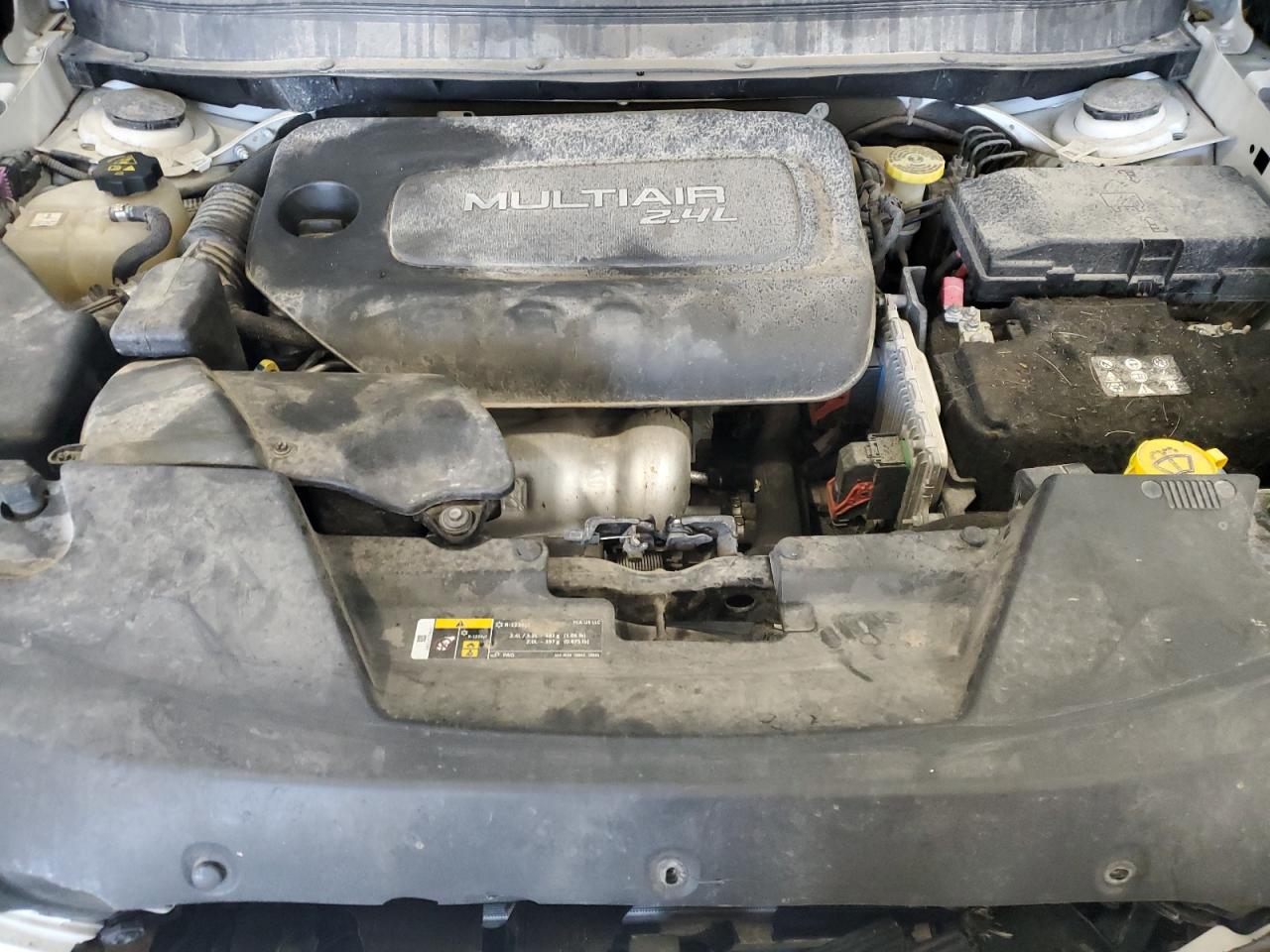 2016 Jeep Cherokee Latitude VIN: 1C4PJMCB2GW373239 Lot: 83957485